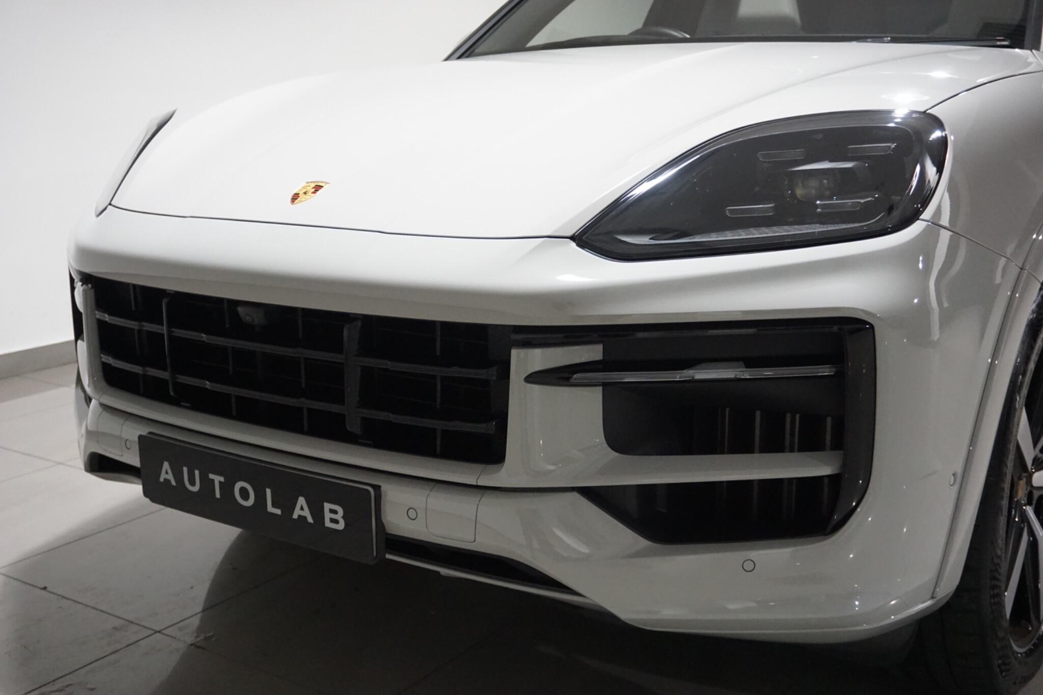 Porsche Cayenne 4.0T V8 S SUV 5dr Petrol TiptronicS 4WD Euro 6 (s/s) (474 ps)
